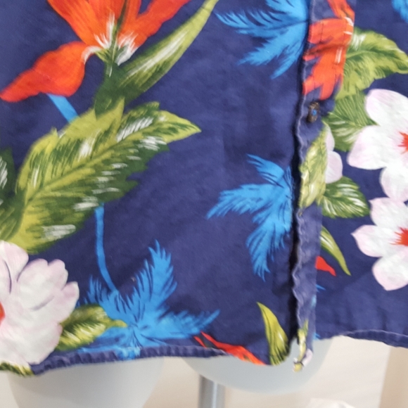 American Eagle Mens Hawaiian Floral XL Navy Red - Picture 10 of 12